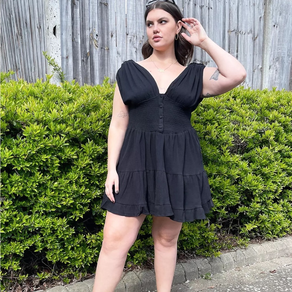 Asos Design Curve Shirred Waist Button Front Tier… - image 1